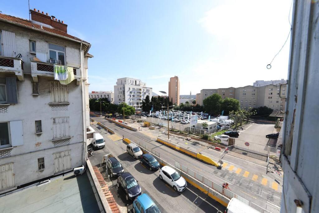 T2 Refait A Neuf Au Porte Du Velodrome - Parc Chanot Apartment Marseille Luaran gambar